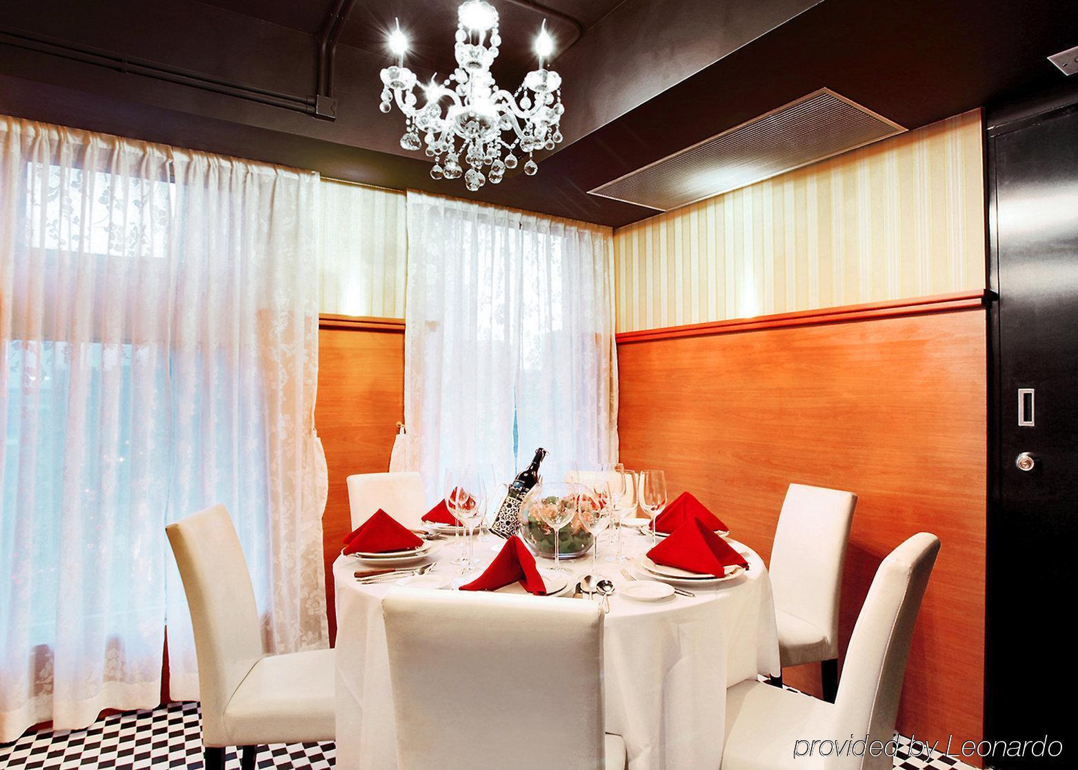 Bridal Tea House Hotel- Hung H Kowloon  Exterior photo